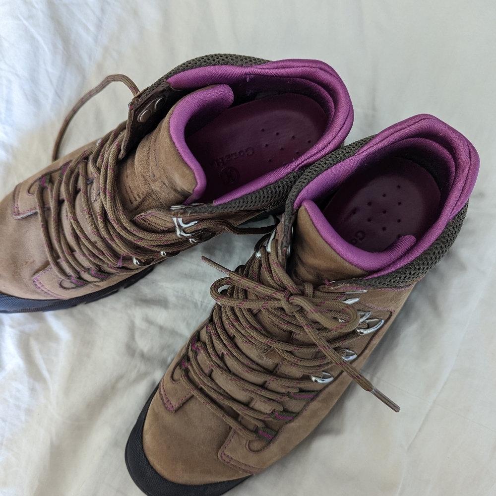 Colehaan hiking boots